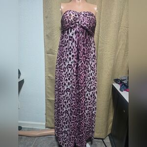 Elegant Strapless Leopard Print Dress